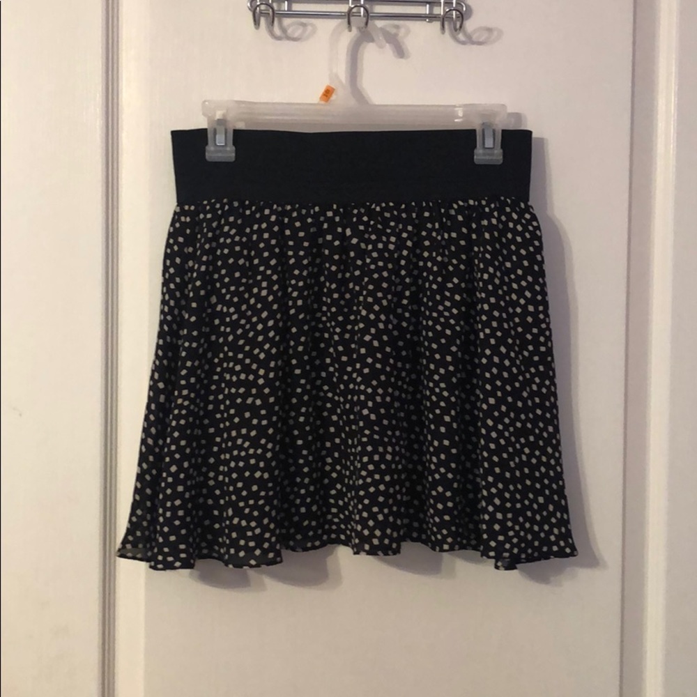 Black and cream skirt with design